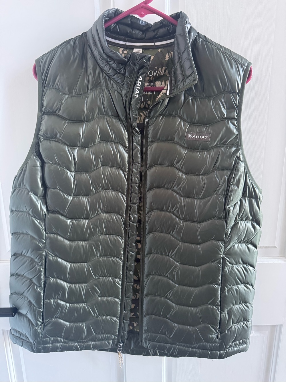 Ariat Women’s Ideal Down Olive Green Quilted Puffer Vest XL, EUC